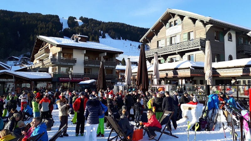 Everything You Need to Know About Skiing in Les Gets | Emerald Stay Everything You Need to Know About Skiing in Les Gets | Emerald Stay