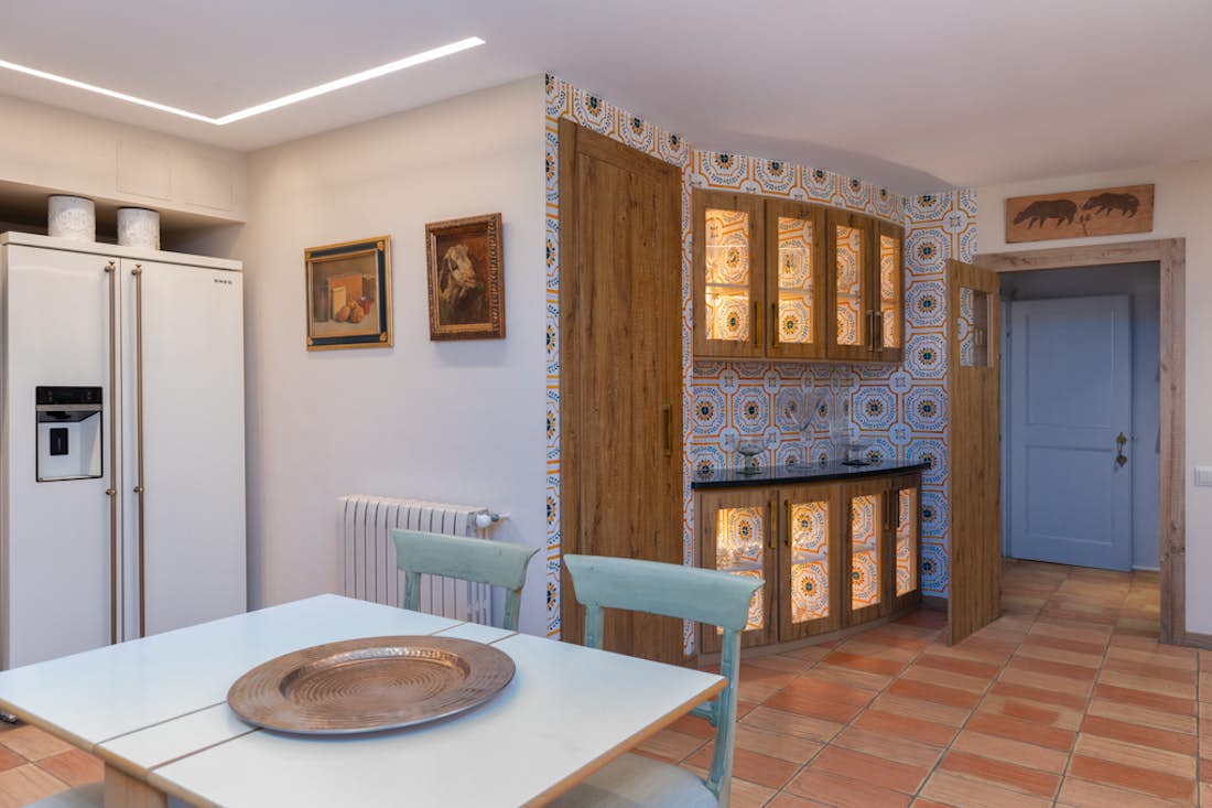 Costa Brava accommodation - Finca Mas Gotas - Contemporary designed kitchen in mediterranean view Masia Mas Gotas in Costa Brava