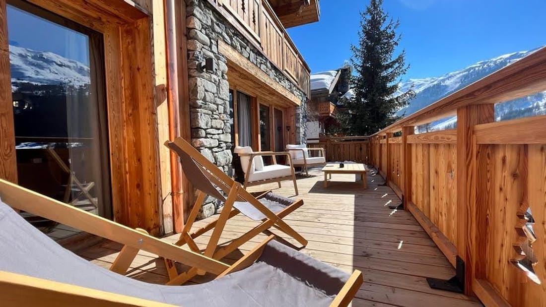 Spacious private terrace with panoramic mountain views luxury family flat Ophite Meribel