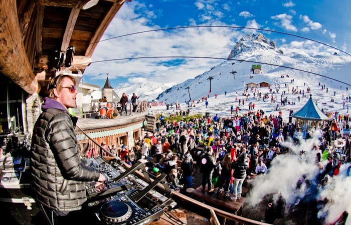 To do in Morzine: dance the afternoon at La Folie Douce