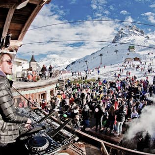 Dance the afternoon at La folie Douce in Morzine