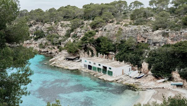 Discover beach of Cala Pi in Mallorca