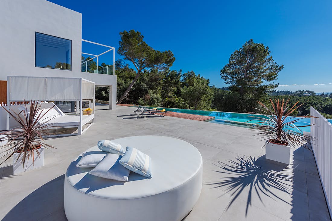 opulent private swimming pool ocean view sea view villa Sky Mallorca
