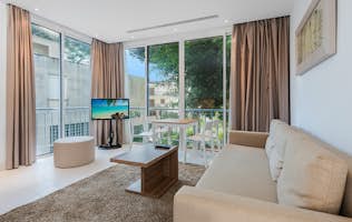 Mallorca accommodation - Villa Mediterrania II - Spacious seaside living room Private pool villa Mediterrania Mallorca