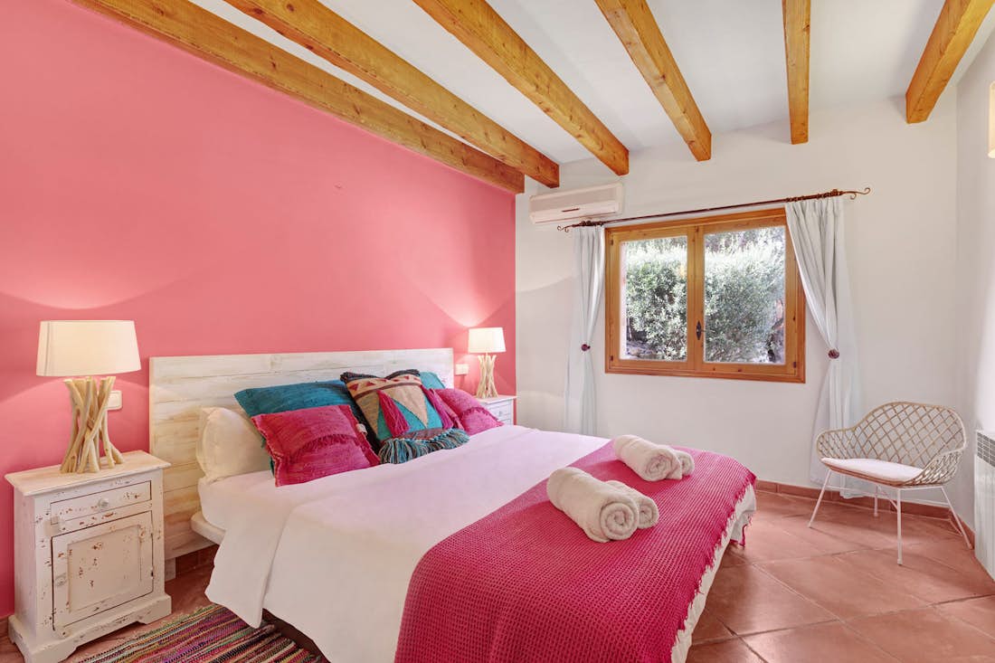 Accommodation - Pollença - Villa Alyvos - Bedroom 1 - 1/2