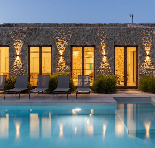 Mallorca accommodation - Camp de L'oca - opulent private swimming pool mediterranean view Camp de Oca Golf Mallorca