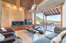 Mallorca alojamiento - Villa Petit - Spacious living room Mountain views villa Petit Mallorca