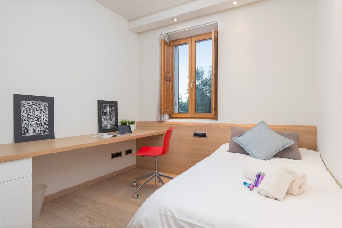 Mallorca accommodation - Villa Petit - Cosy bedroom for kids in family villa Petit in Mallorca