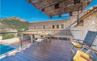 Mallorca accommodation - Villa Petit - Large terrace Mountain views villa Petit Mallorca