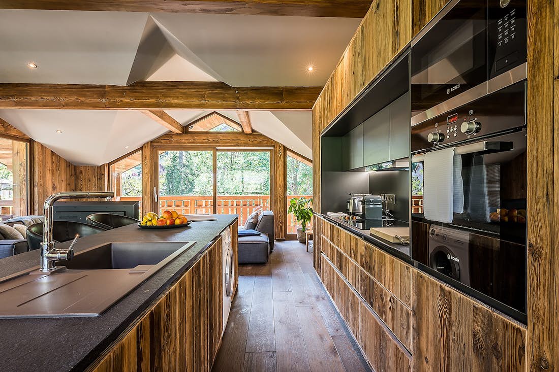 Les Gets accommodation - Chalet Moulin I - Contemporary kitchen in luxury alps chalet Moulin 1 in Les Gets