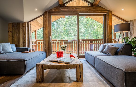 Family chalet with jacuzzi in Les Gets