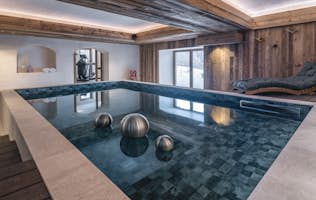 Chamonix alojamiento - Chalet Des Amis - Private pool chalet des Amis Méribel 