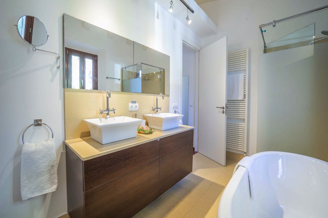 Mallorca accommodation - Ca Na Cati - Big and spacious bathroom in Ca Na Cati in Mallorca
