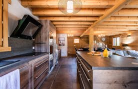 Morzine accommodation - Chalet Balata - Fully-equipped modern kitchen luxury alps chalet Balata Morzine