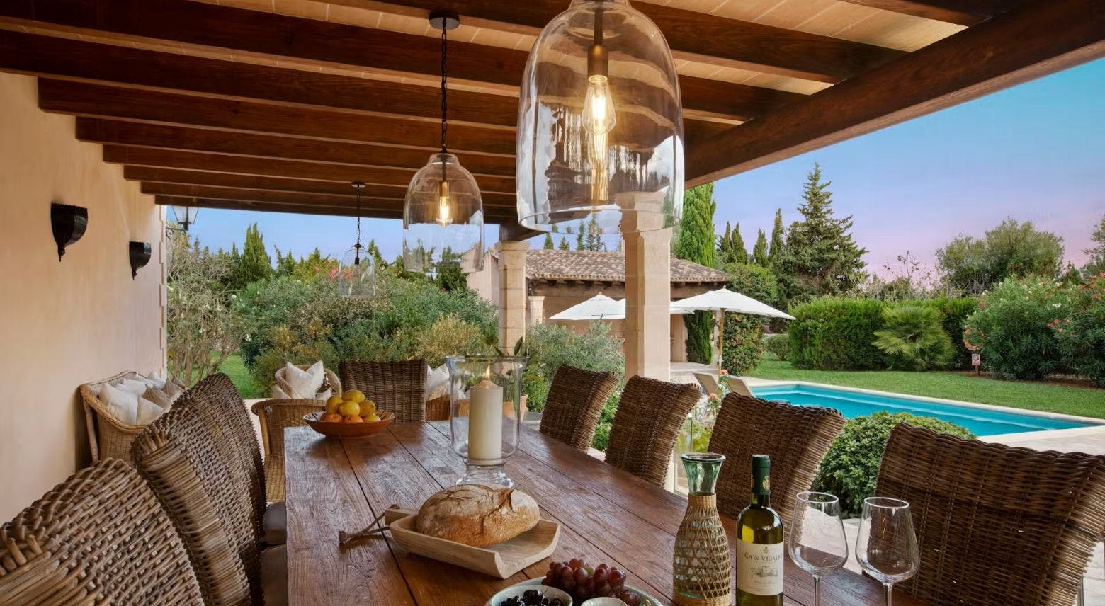 Neil Nightingale : Cinéaste Primé, Propriétaire, Partenaire Neil Nightingale : Cinéaste Primé, Propriétaire, Partenaire