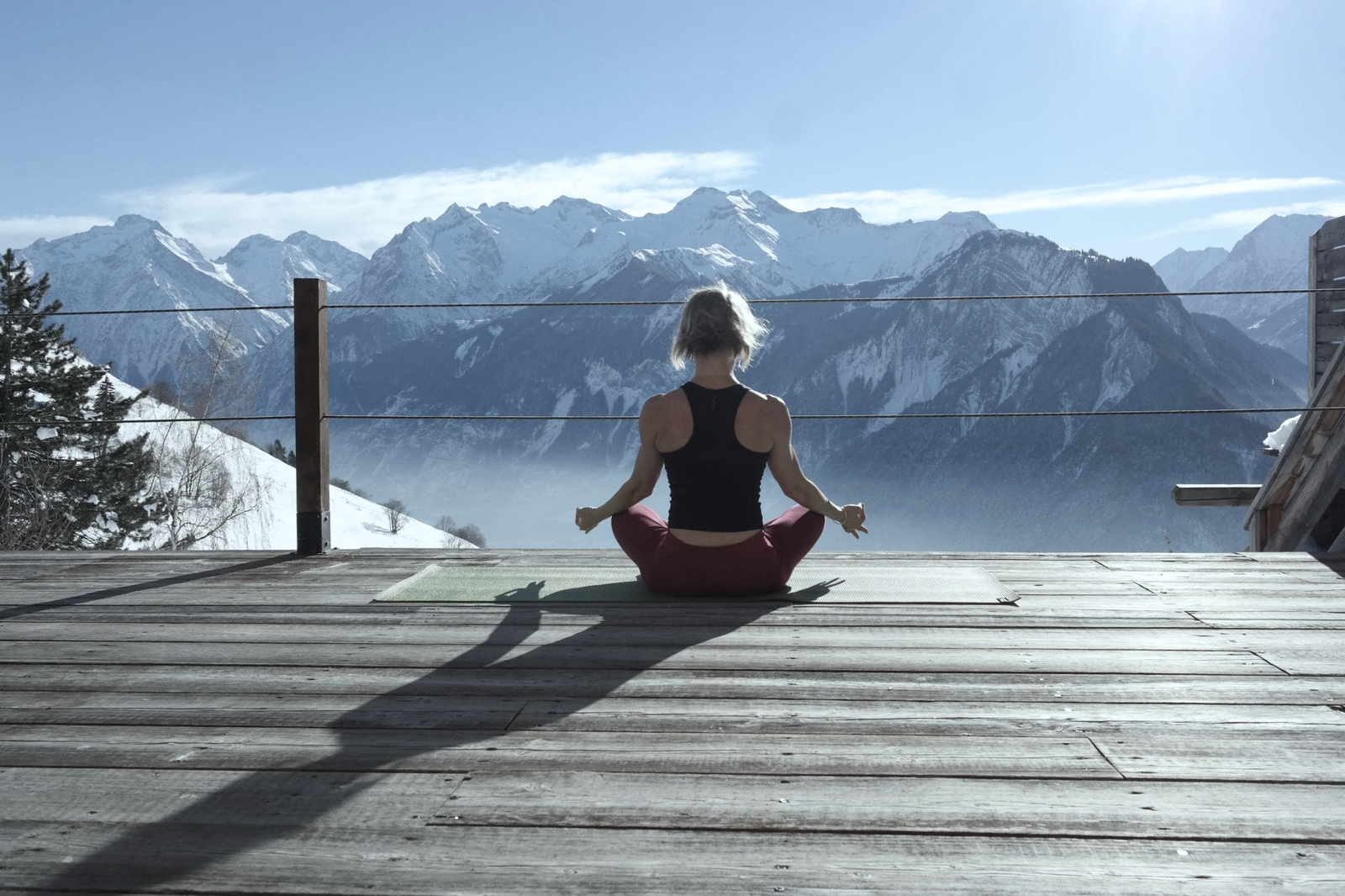 Yoga montagnes l'Alpe d'Huez Emerald Stay