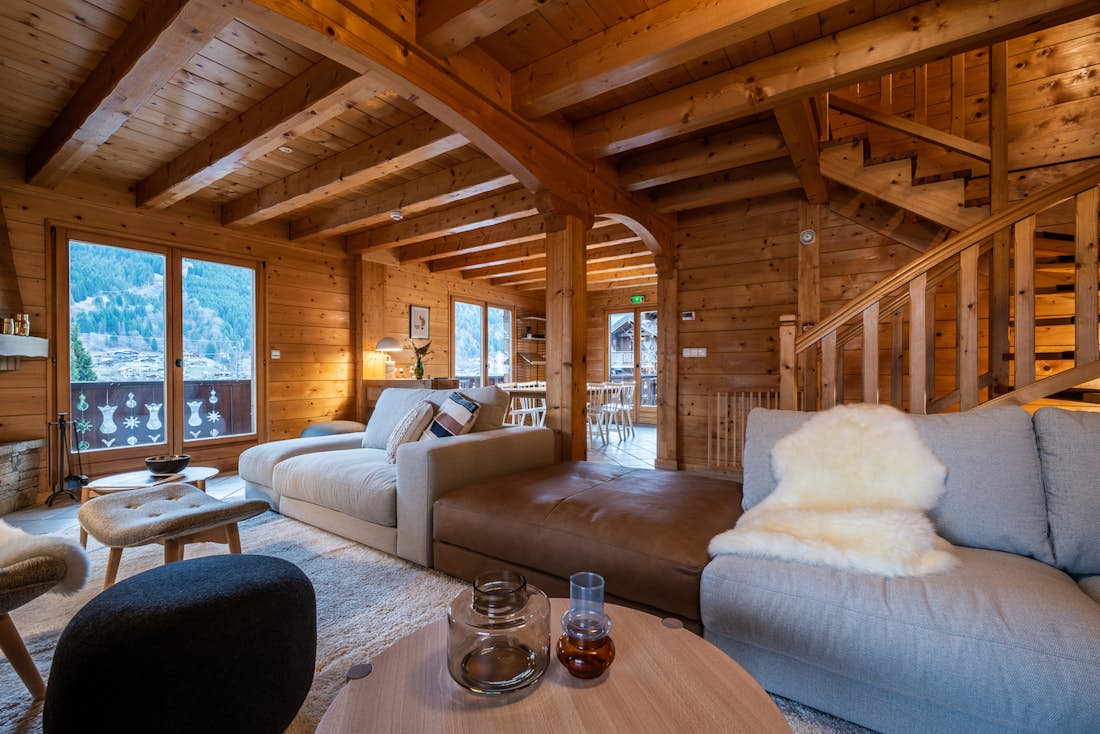 Contemporary wooden living room luxury family chalet Doux-Abri Morzine