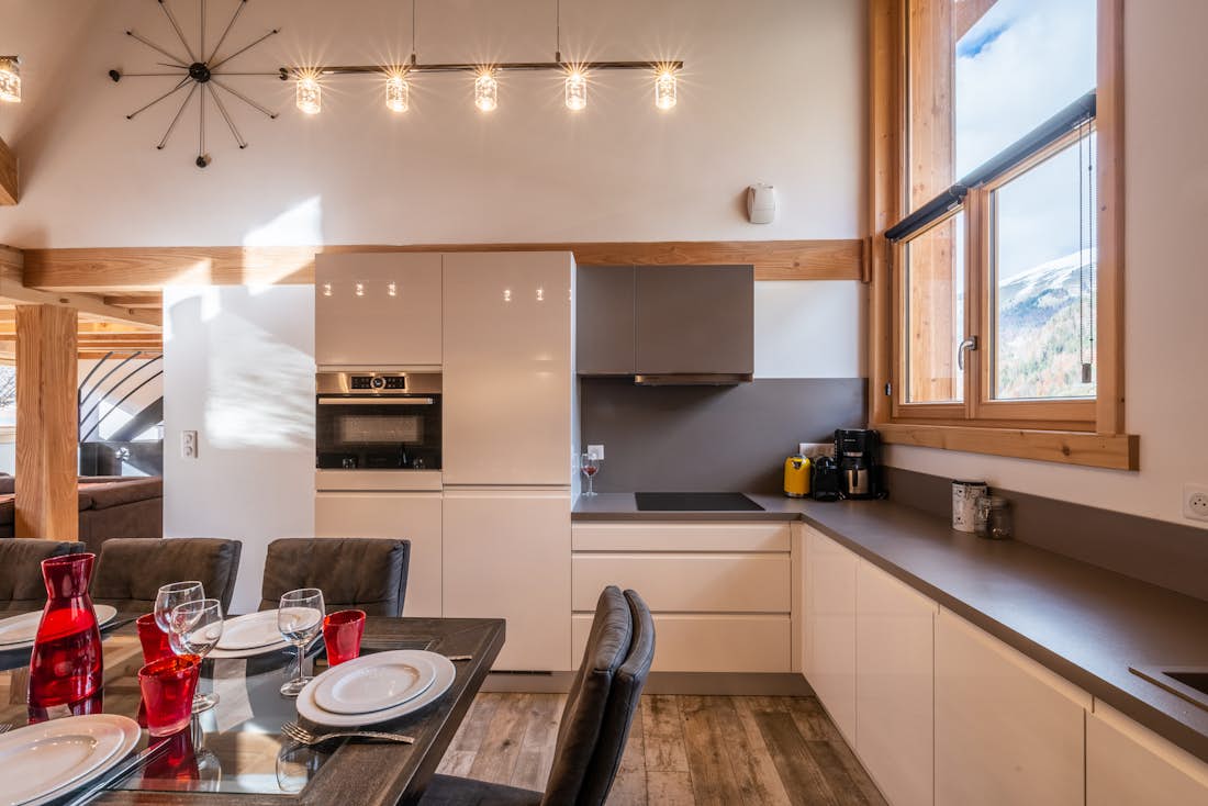 Contemporary fully-equipped kitchen luxury eco-friendly apartment Etoile Morzine