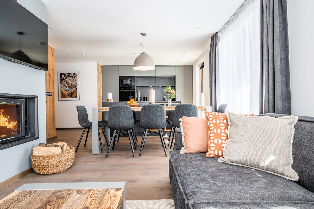 Chamonix accommodation - Apartment Ravanel - Modern living room at the luxury ski Chalet Ravanel in Chamonix