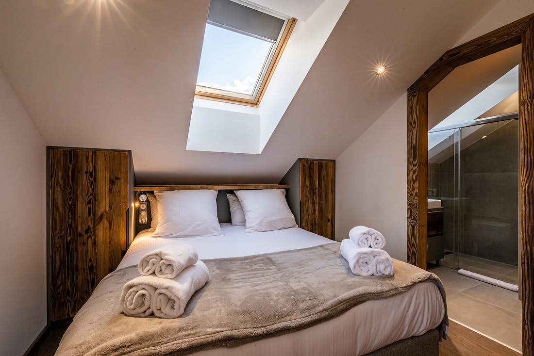 Luxury double ensuite bedroom private bathroom ski Chalet Douka Chamonix
