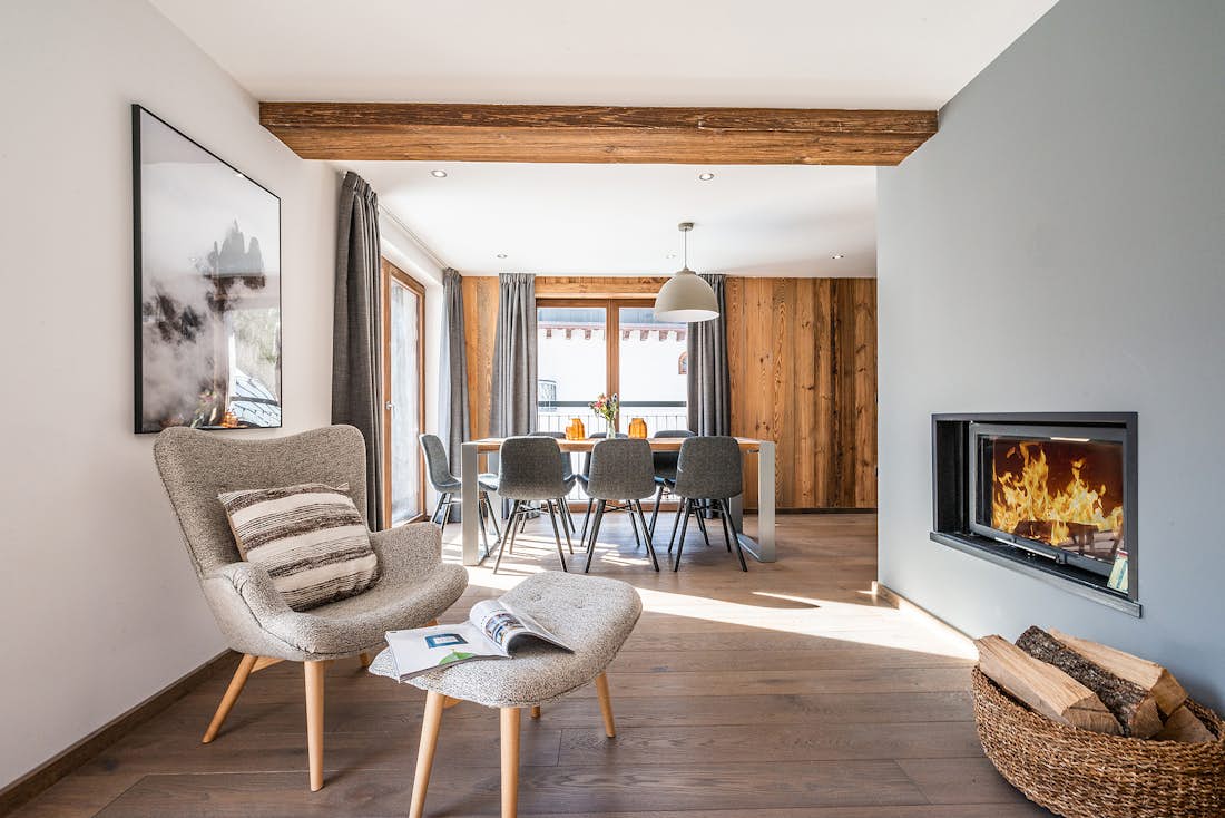 Chamonix accommodation - Apartment Ruby - Alpine living room in luxury family apartment Ruby Chamonix