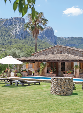 Mallorcan house with gardens and swimming pool in Pollensa - 5