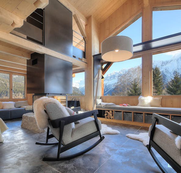 Chamonix accommodation - Chalet Amapa - Alpine living room luxury spacious ski chalet Chalet Amapa Chamonix