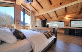 One-of-a-kind chalet with swimming pool in Chamonix - 2