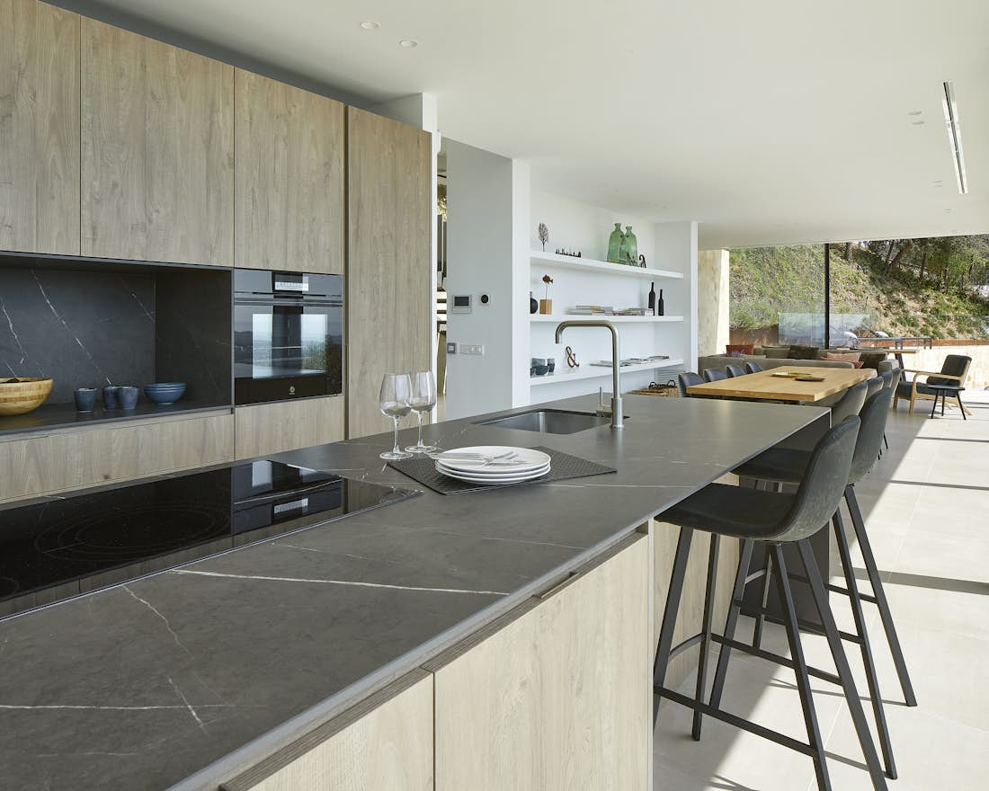 Costa Brava accommodation - Casa Pere - Contemporary designed kitchen in Mountain views villa Casa Pere in Costa Brava