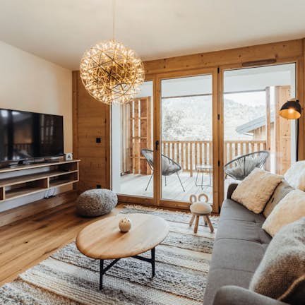 Contemporary apartment in the heart of Megeve
