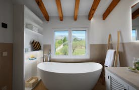 Mallorca alojamiento - Ca Na Bennassar - Luxury double ensuite bedroom Mountain views villa Can Benassar Mallorca