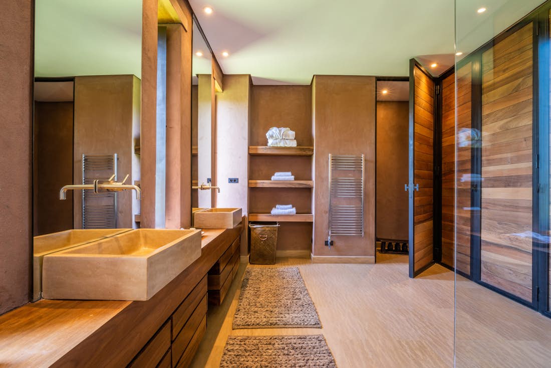 Ethnic and contemporary bathroom at Zagora private villa in Marrakech