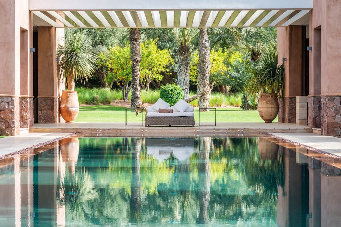 Private pool with outdoor living room at Zagora private villa in Marrakech