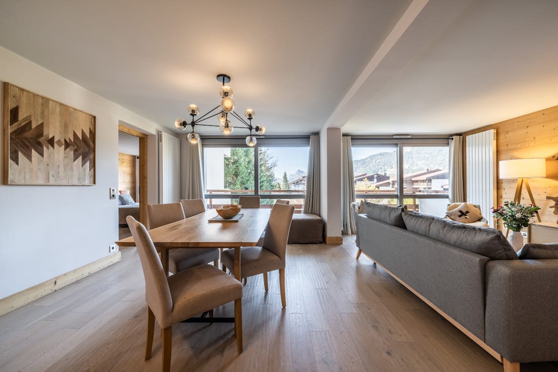 Beautiful open plan dining room family apartment Cortirion Megeve