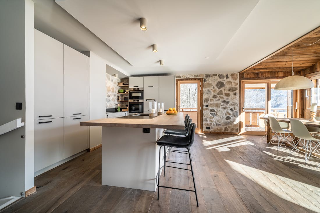 Les Gets accommodation - Chalet Floquet de Neu  - Contemporary designed kitchen in mountain views chalet Floquet de Neu Les Gets