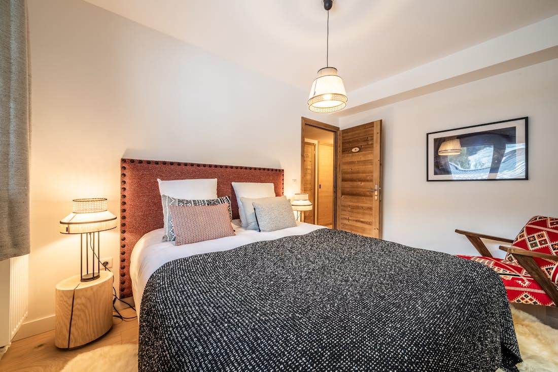 Megeve accommodation - Apartment Centaurea - Cosy double bedroom at apartment Centaurea Megeve