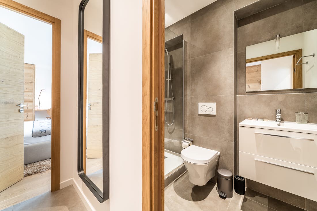Modern bathroom amenities ski apartment Le Gui Chamonix
