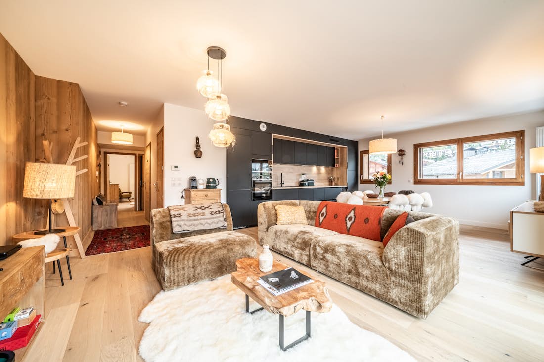 Megeve accommodation - Apartment Centaurea - Spacious alpine living room in family apartment Centaurea Megeve