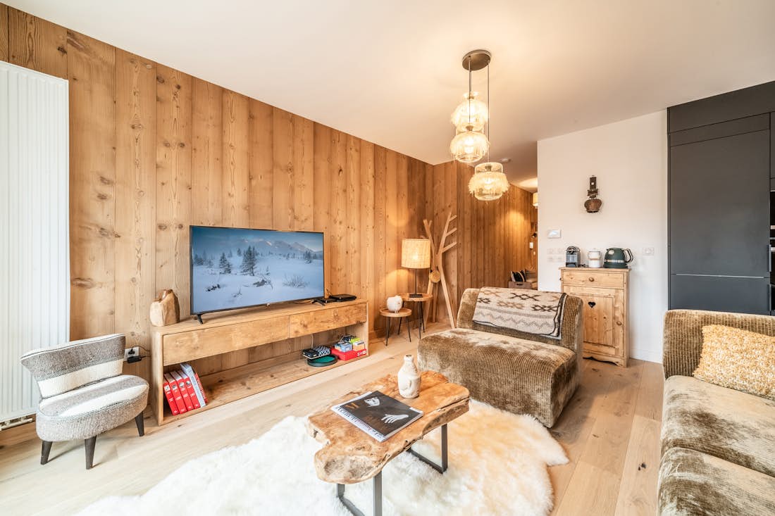 Megeve accommodation - Apartment Centaurea - Spacious alpine living room in family apartment Centaurea Megeve