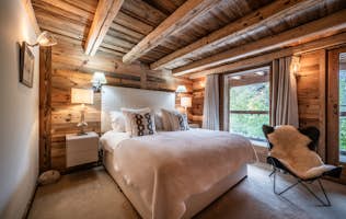 Les Carroz d’Araches accommodation - Chalet La Ferme du Gron - Cozy luxury ensuite Double bedroom Chalet La Ferme du Gron