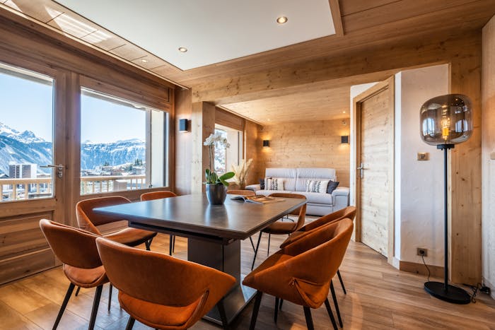 Comfortable living room ski in ski out apartment Itauba Courchevel 1850