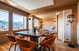 Comfortable living room ski in ski out apartment Itauba Courchevel 1850