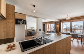 Alpine kitchen in luxury ski apartment Fagus Alpe d'Huez