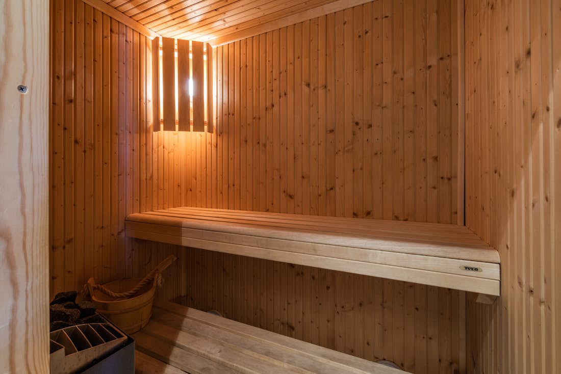 Sauna privé pierres chaudes appartement de luxe aux pieds des pistes Itauba Courchevel 1850