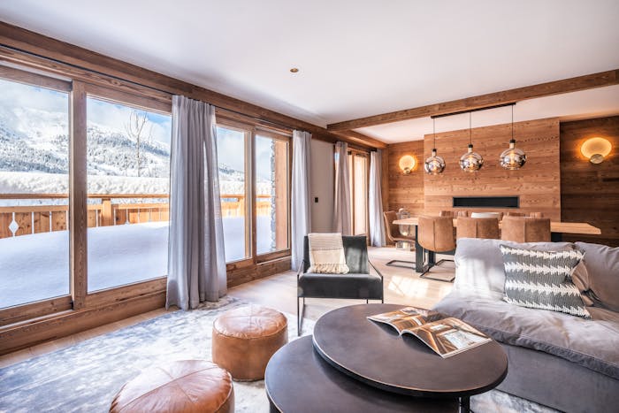 Spacious alpine living room luxury family Apartment Ophite Méribel