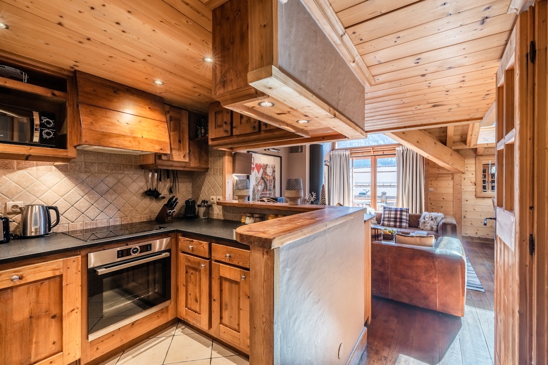 Spacious kitchen ski apartment Garapa Morzine