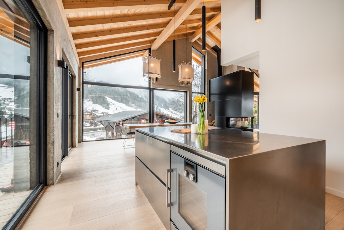 Modern kitchen mountain views eco-friendly chalet Nelcôte Morzine