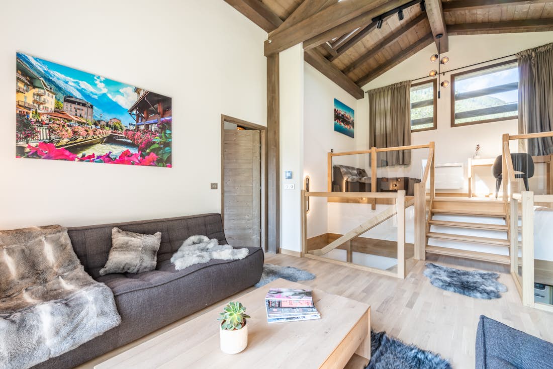 Chamonix accommodation - Chalet Jatoba - Spacious living room with cinema room in luxury chalet Jatoba in Chamonix