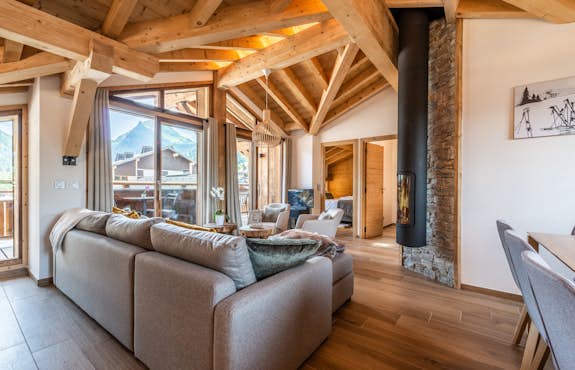 Apartment for 8 people in Morzine | Emerald Stay