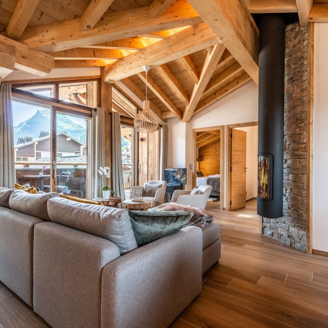 Morzine accommodation - Apartment Lizay - Spacious alpine living room ski duplex apartment Lizay Morzine